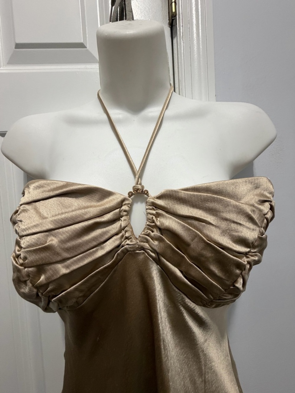 Laundry By Shelli Segal metallic cream satin gown size 2 made in the USA - Picture 6 of 10